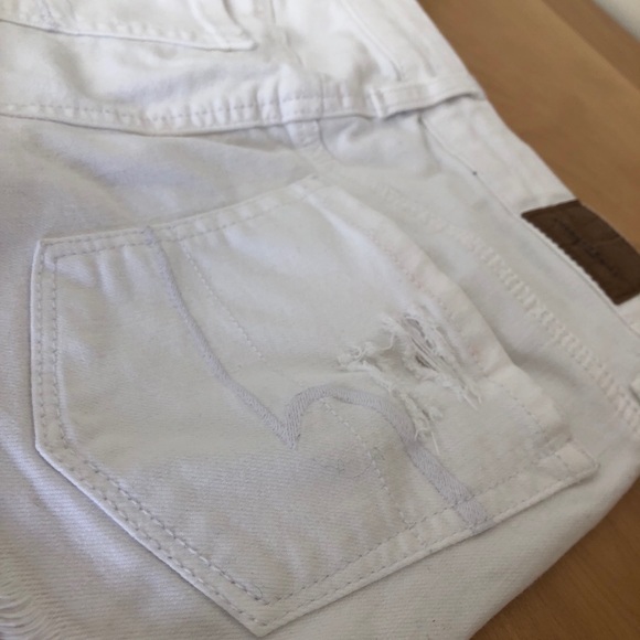 White high waisted denim shorts - Picture 8 of 8